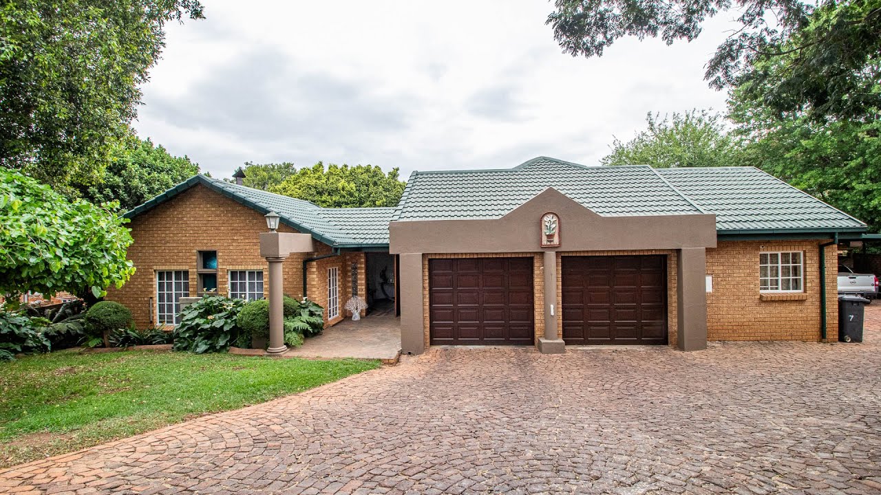 4 Bedroom For Sale | Moreleta Park