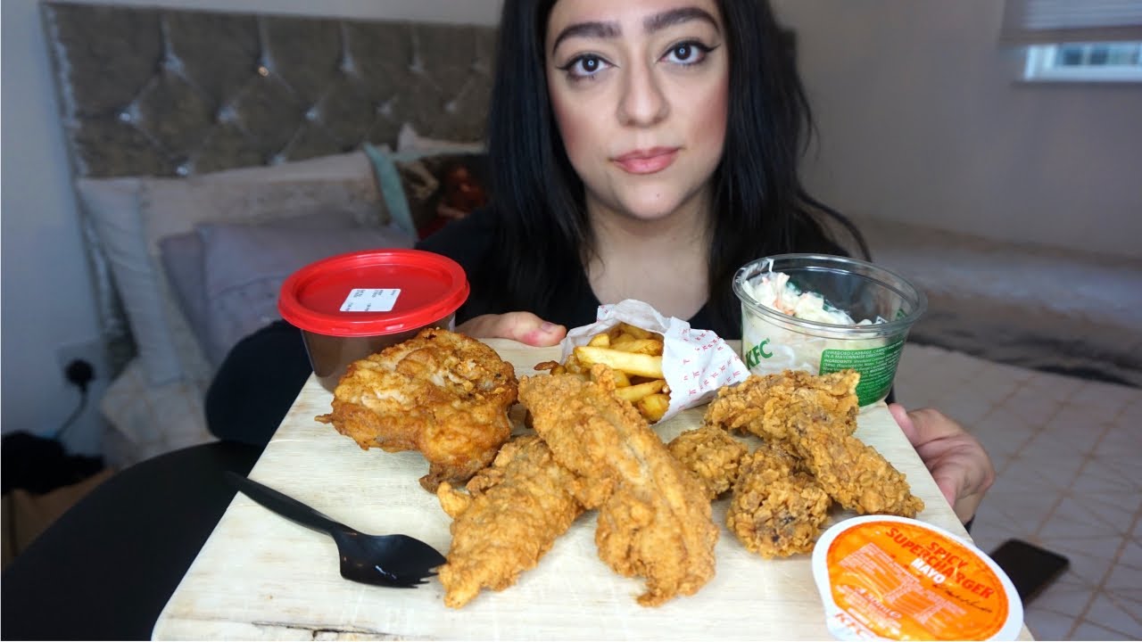 KFC FEAST MUKBANG | IM BACK IVE MISSED YOU ALL