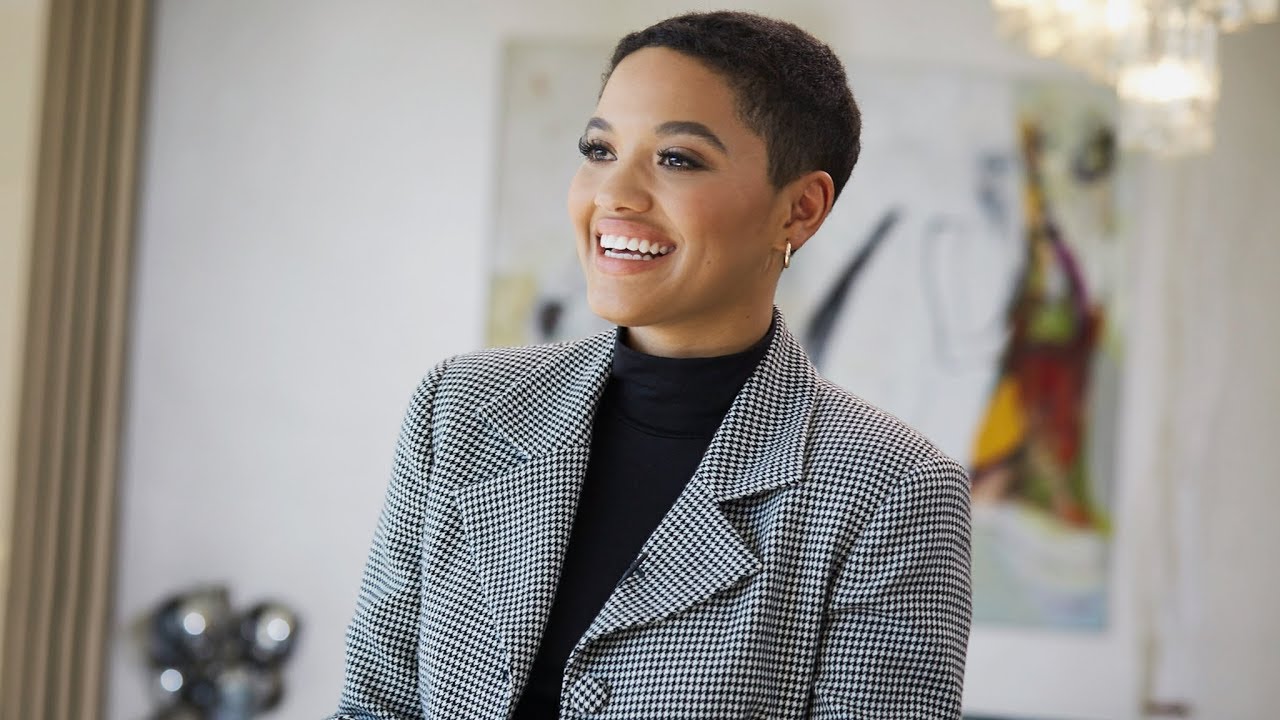 Kiersey Clemons Carries the Joy of City Life for Her Movie Shortlist