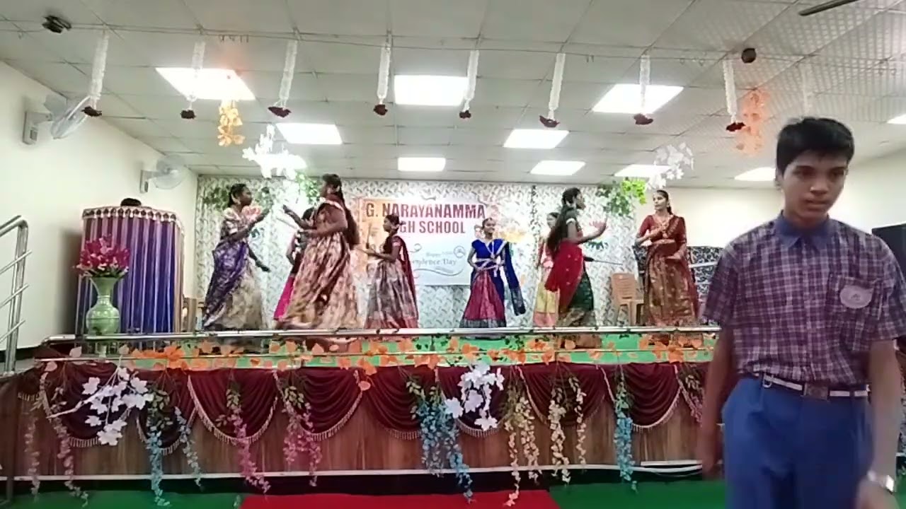Independence day celebrations in GNHS Dance performance by Class X girls