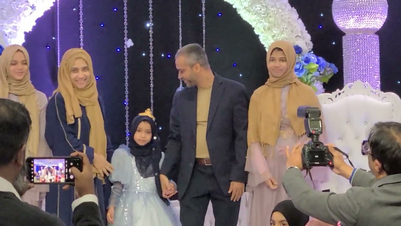 Alhamduliah Hafiza Fatima Masud memorized Entire the Holy Quran at age of 7.
