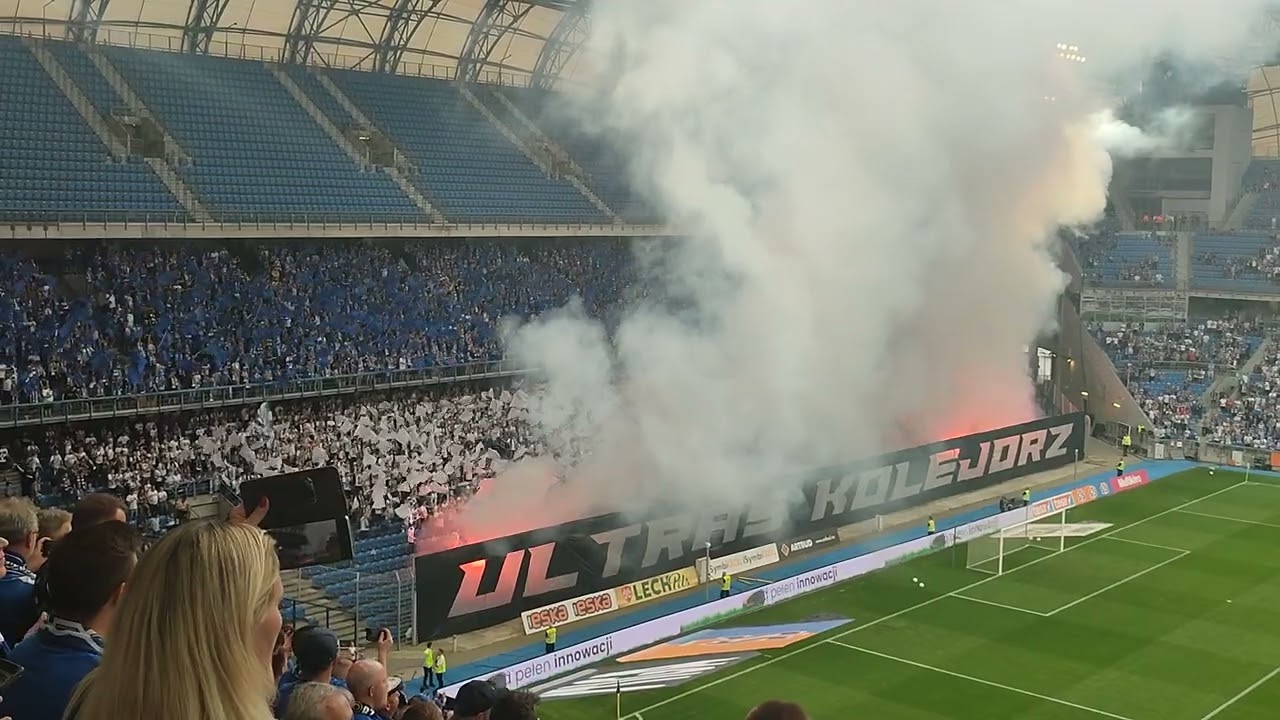 Lech Poznań 1:0 Karabach | Oprawa kibiców Lecha | 1 runda eliminacji Champions League | 5.07.2022