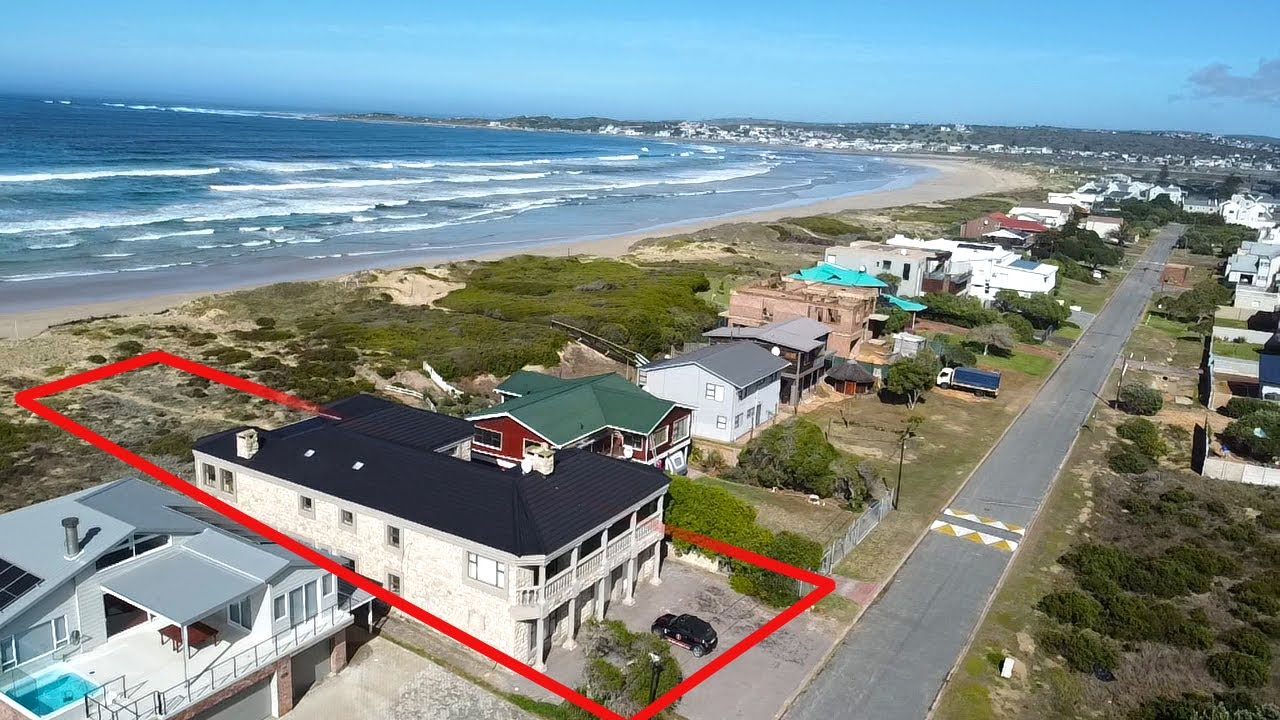 Beach house on the sought-after Gordon Street