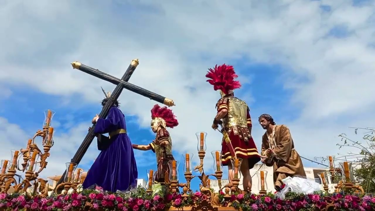 SALUD DE SAN RAFAEL del barrio hasta la Ermita de Guía - Martes Santo Jerez 2025 #semanasantajerez