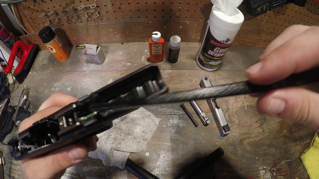 Smith & Wesson SD9 break down/cleaning