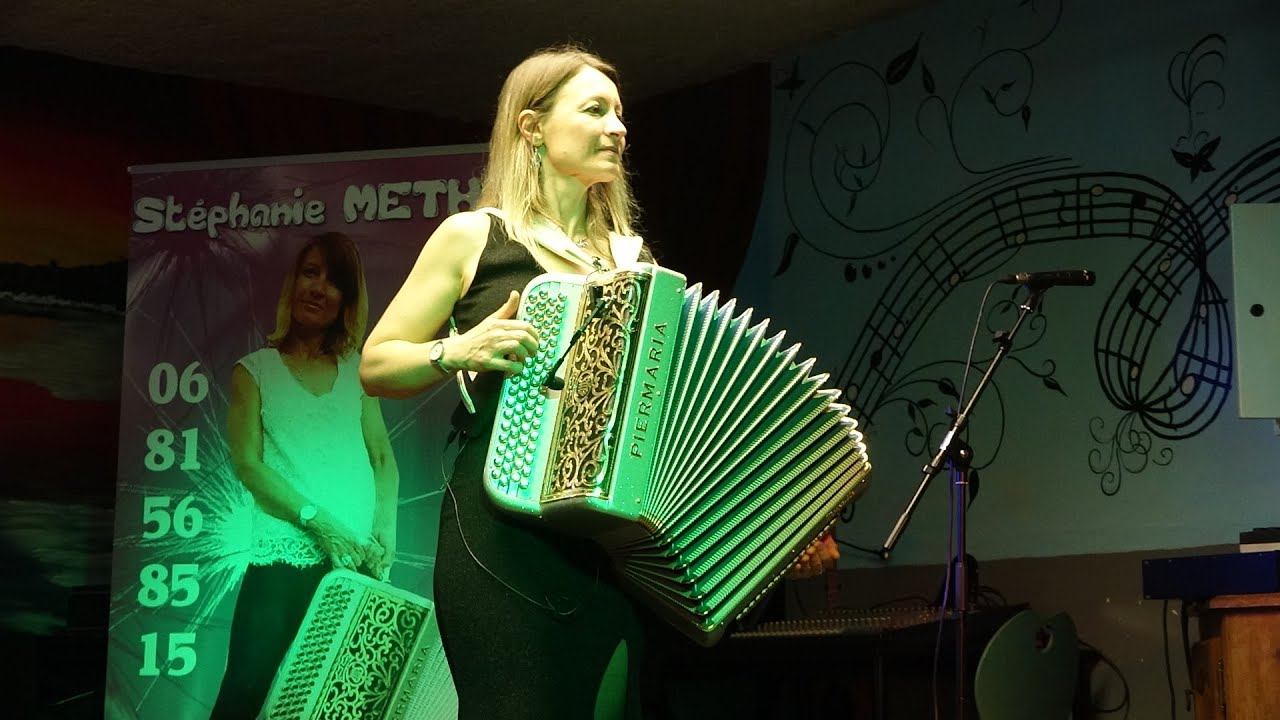 Stéphanie METHOT Au bon temps Aurillac mars 2022 Cielito Lindo