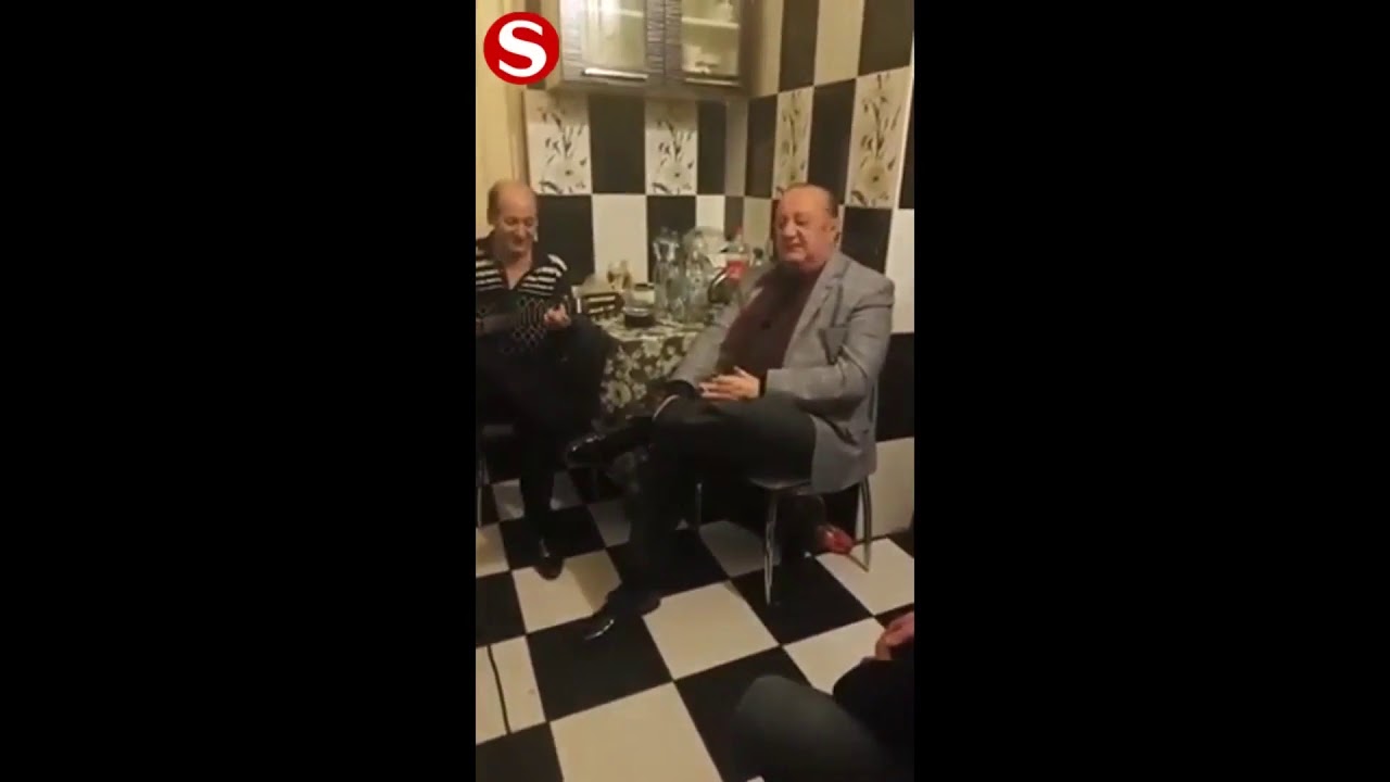 Suki János(boxolo) Nótázik-kísér-Váradi Attila
