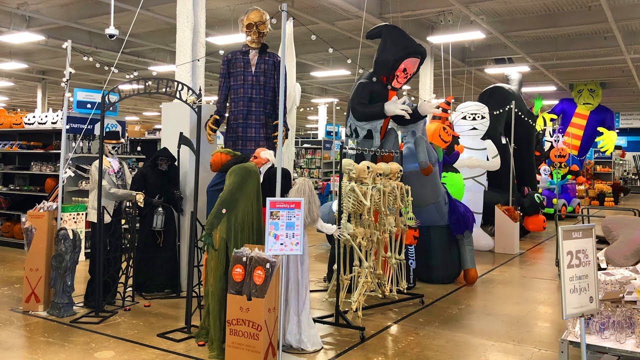 Экскурсия по магазину «Halloween 2024» от At Home