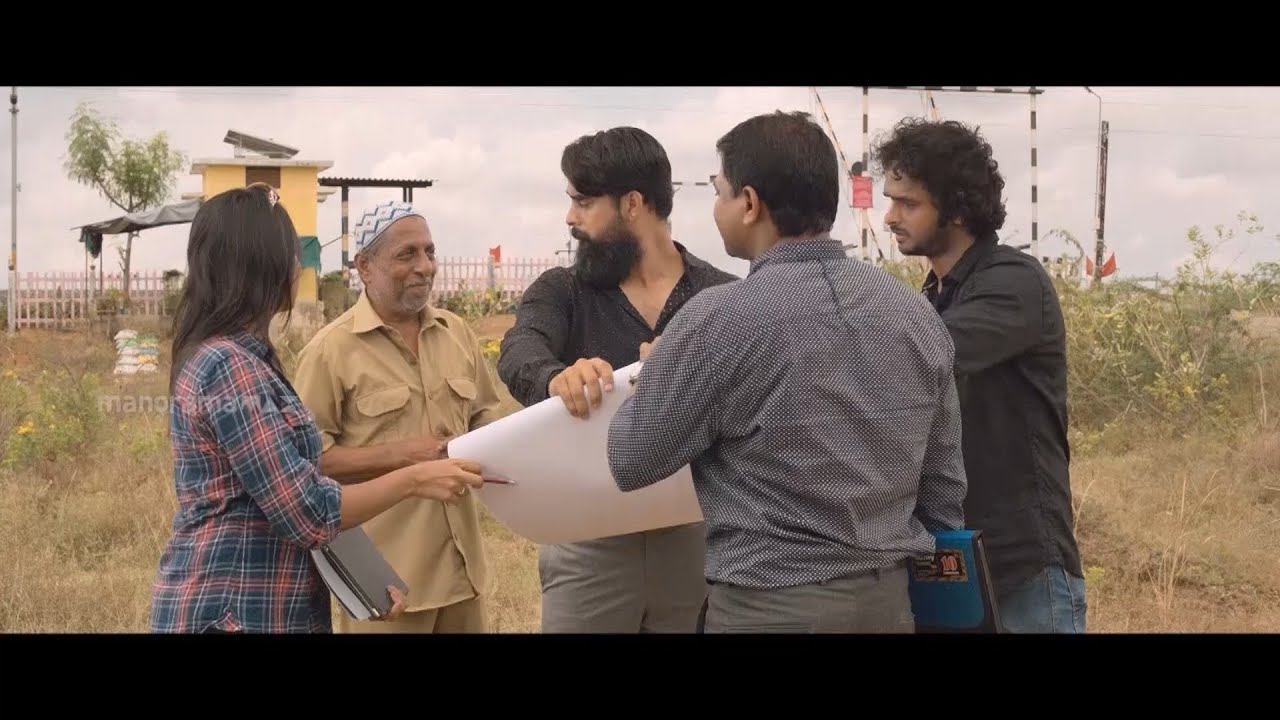 എല്ലാവർക്കും ഒരു കട്ടൻ എടുക്കട്ടേ...|| Tovino Thomas, Chethan Jayalal, Sreenivasan