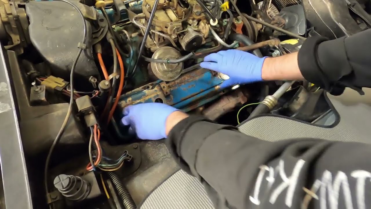 1979 Corvette Valve Cover Gasket Replacement