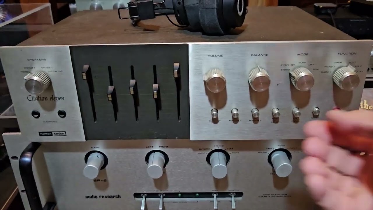 Harman Kardon Citation 16 Power Amp and Citation 11 Preamplifier. Dynaudio Audience 72 Speaker