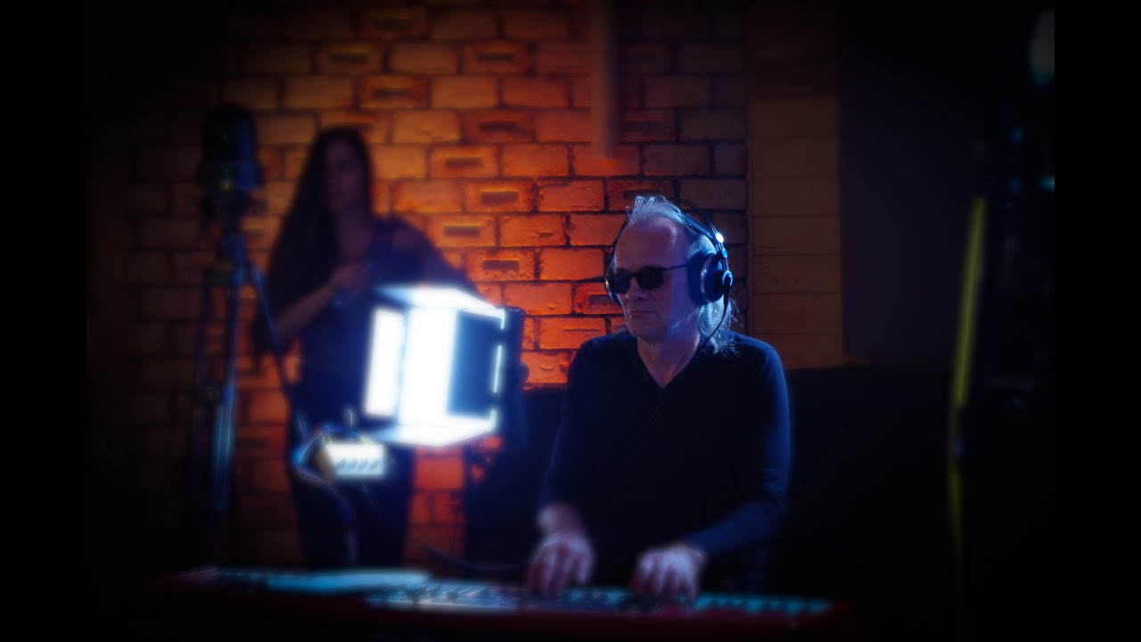 Summer Without Butterflies | Krzysztof Głuch Oscillate ft. Gralak, Korecki, Duży #LiveSession