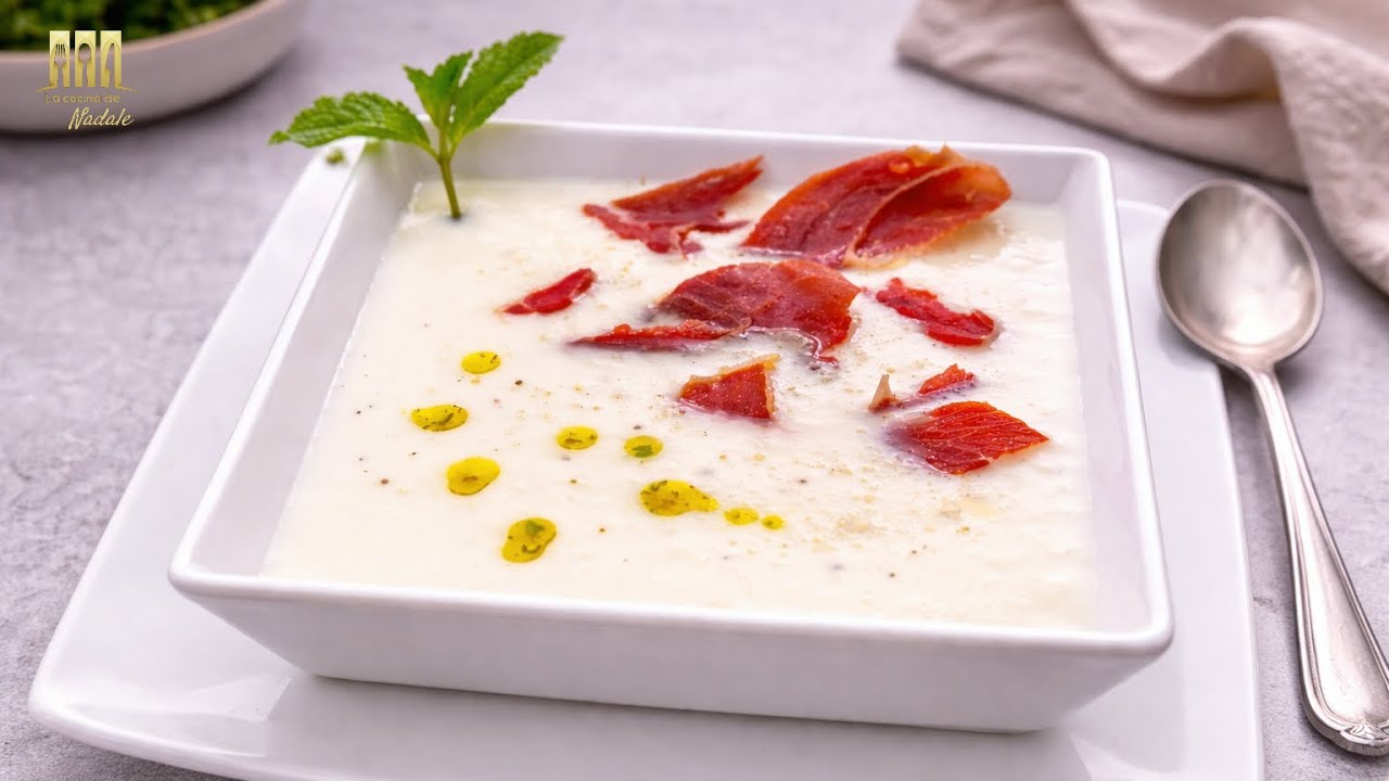 Sopa de melón con crujiente de jamón serrano | Monsieur Cuisine Connect