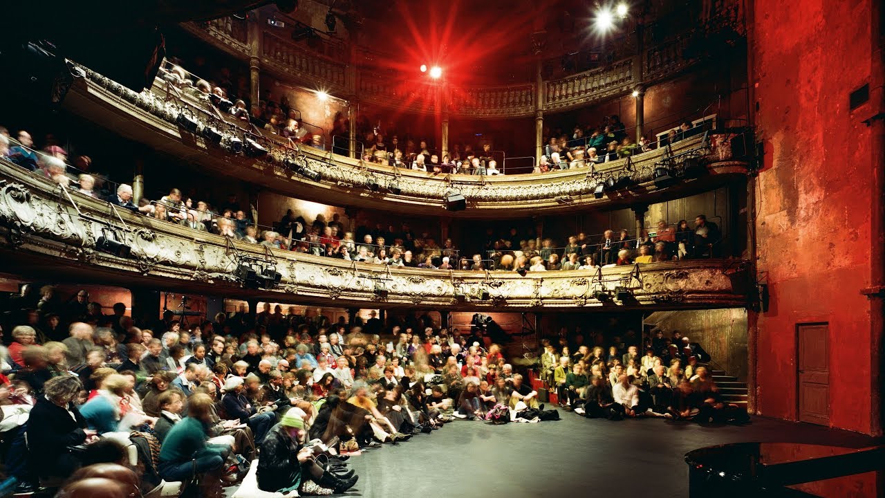 Welkom in Th&eacute;&acirc;tre des Bouffes du Nord &ndash; Brandhaarden