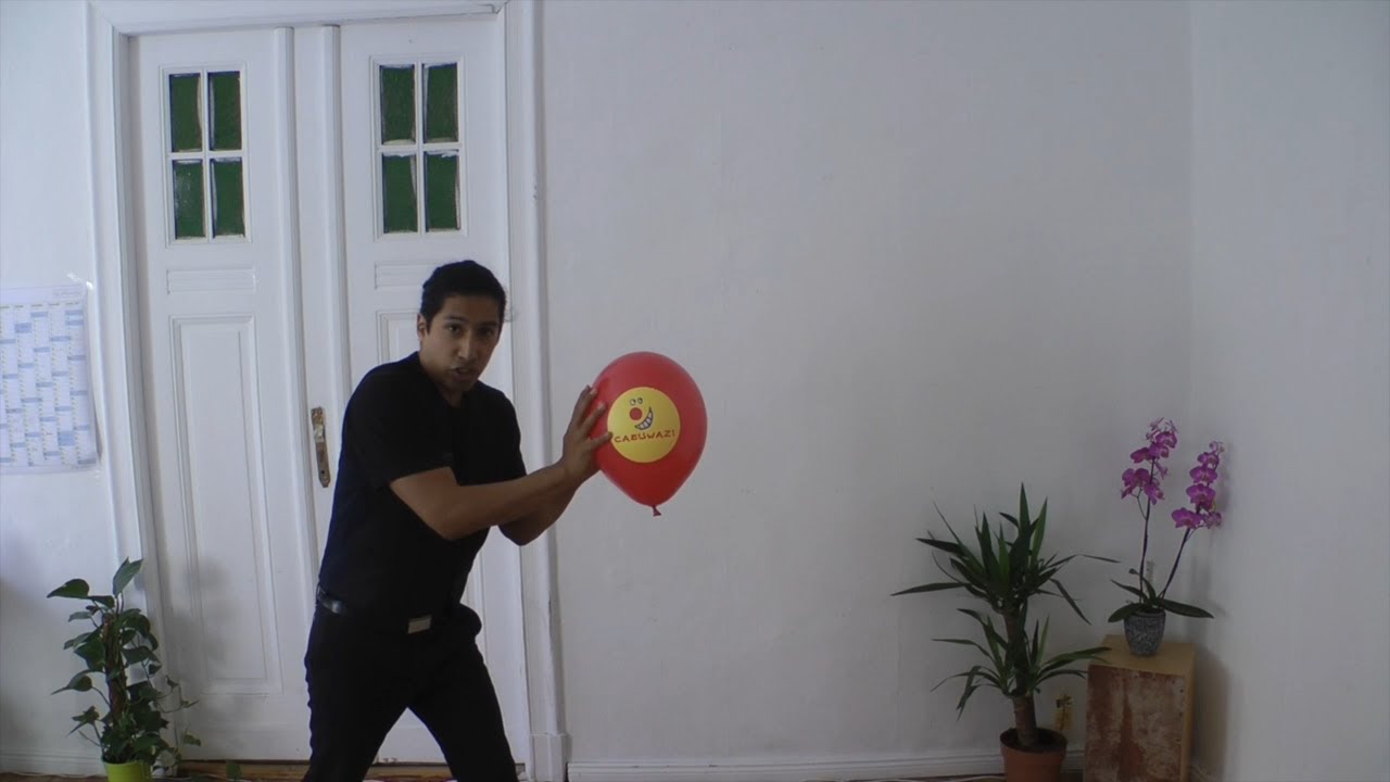 Pantomime #1 – Grundlagenübung mit Ballon