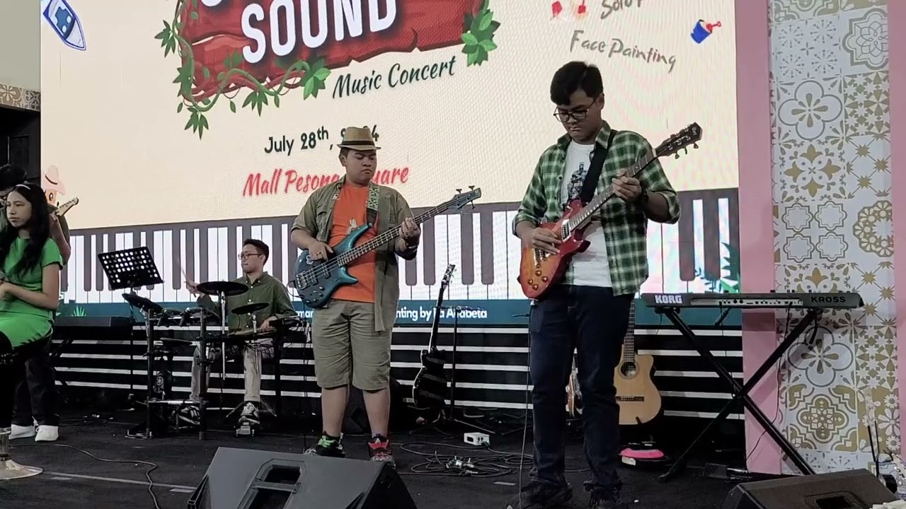 🎶 Always Somewhere (live performance) cover by Romushaba