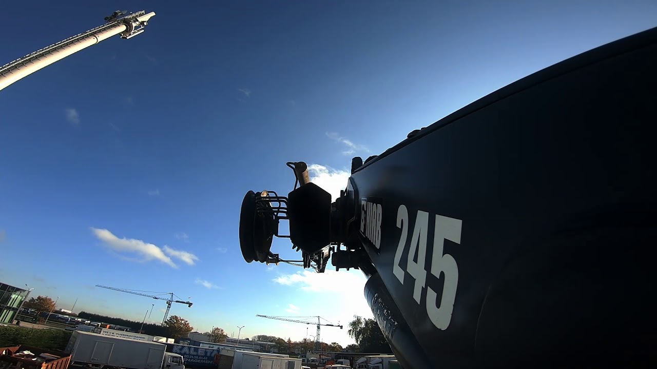 HIAB 245-7 crane demonstration