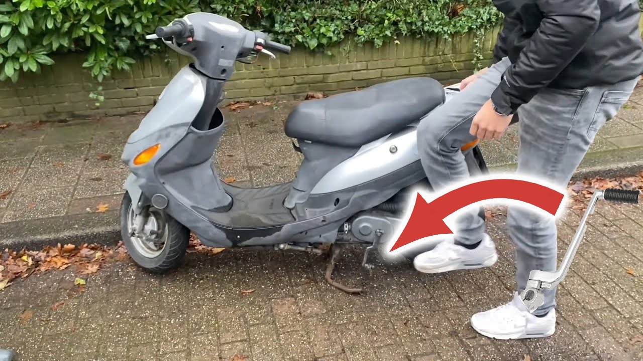 Start deze scooter nog wel na ZO lang stilstaan!? 😬 | Zipperts