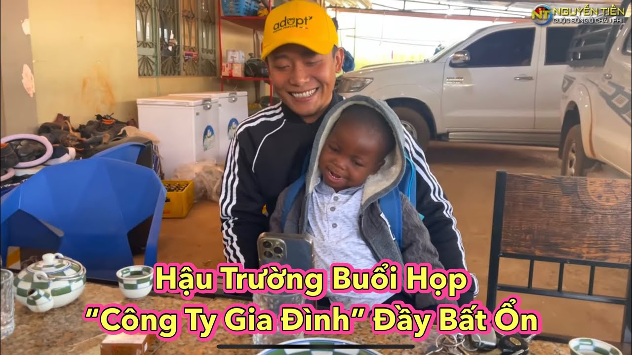 Hậu Trường Buổi Họp 