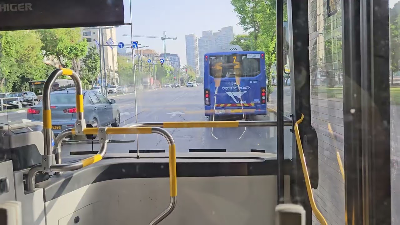 Higer KLQ6125GEV3 on Route 44 toward Kiryat Atidim Tel Aviv.