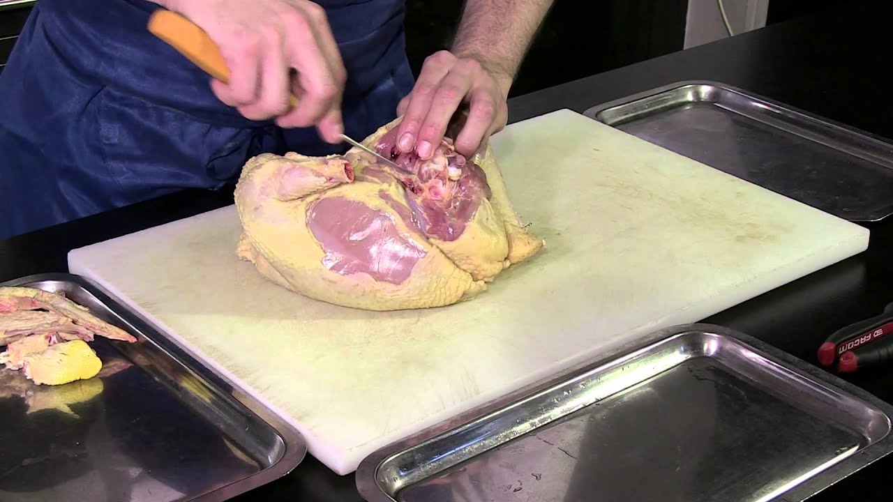 Volailles - Découper à cru un poulet - CAP Cuisine