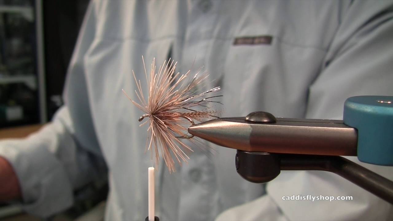 Видео по вязанию простой мушки Muddler Minnow