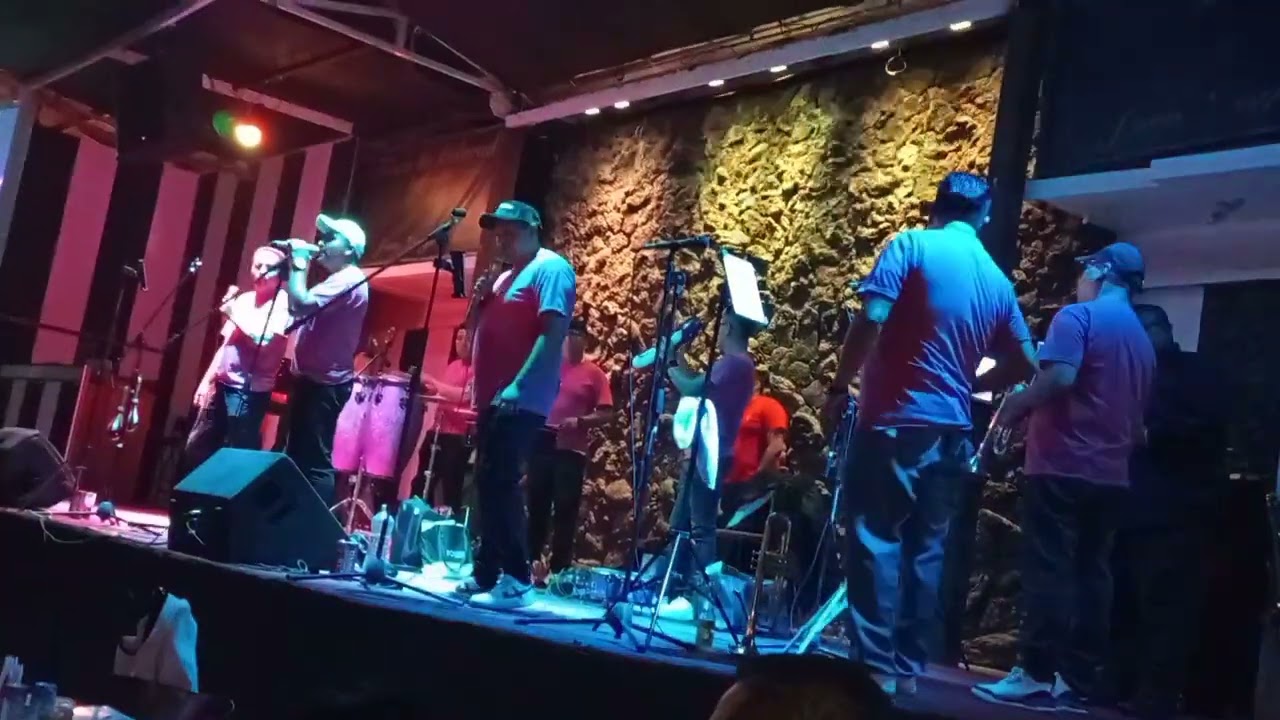 LA BOA.... 🎺🎵.  CON LA ORQUESTA CON  KLA.C. 