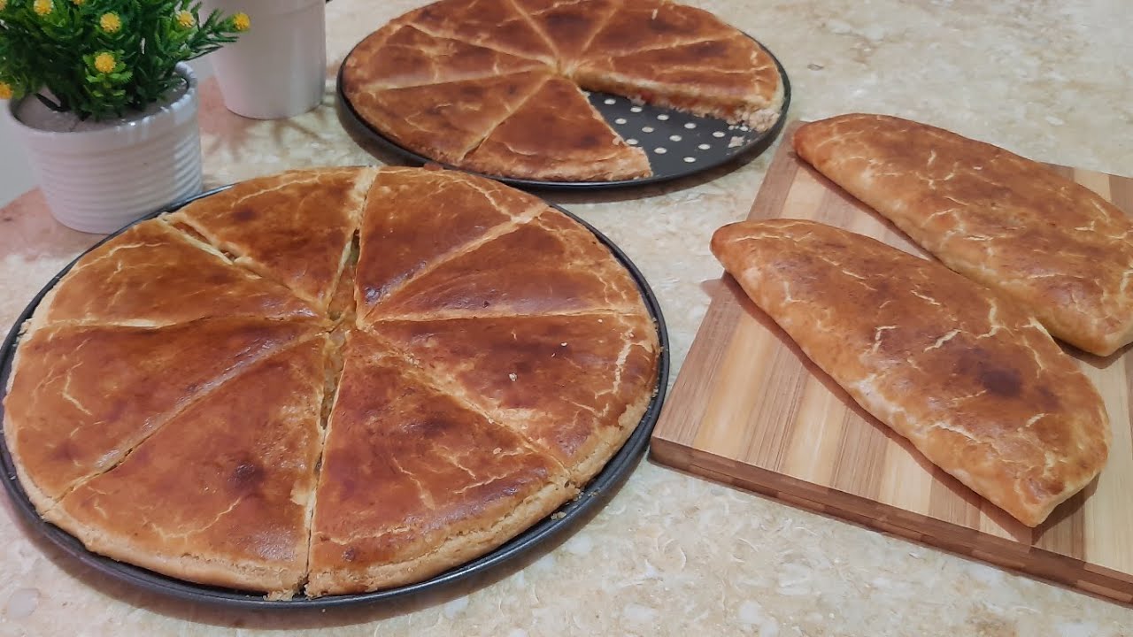 Pizza couverte بيتزا كوفار او كوكا مورقة خفيفة هشة مقرمشة بدون عجينة توريق