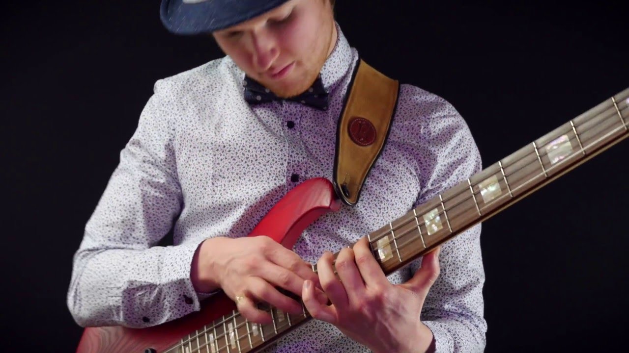 CHARLES BERTHOUD plays 