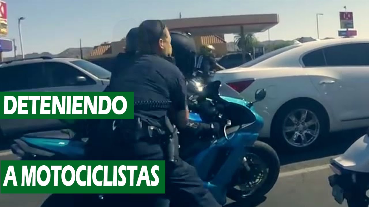 Polic&iacute;a Intenta Atrapar a Motociclistas INCRE&Iacute;BLE! || V&Iacute;DEO VIRAL 2016