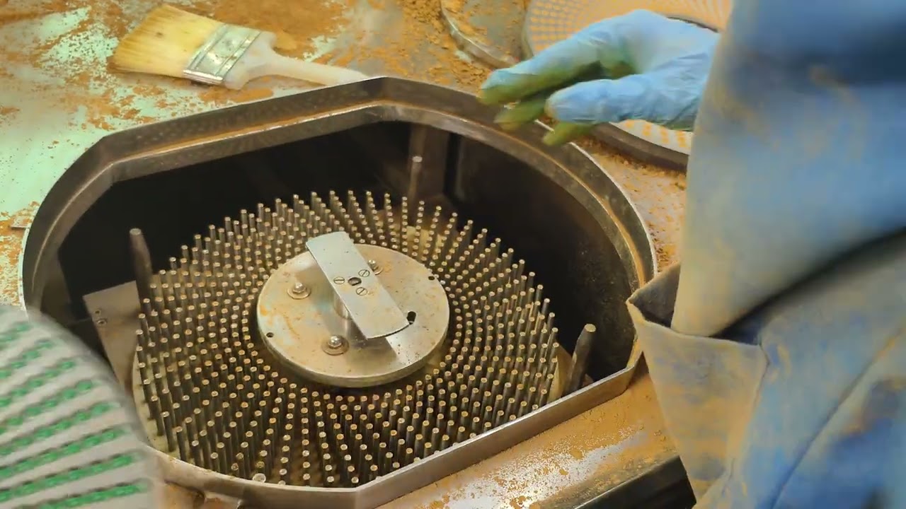 SA-9 SAMI AUTOMATIC MACHINE.... POWDER FILLING 
