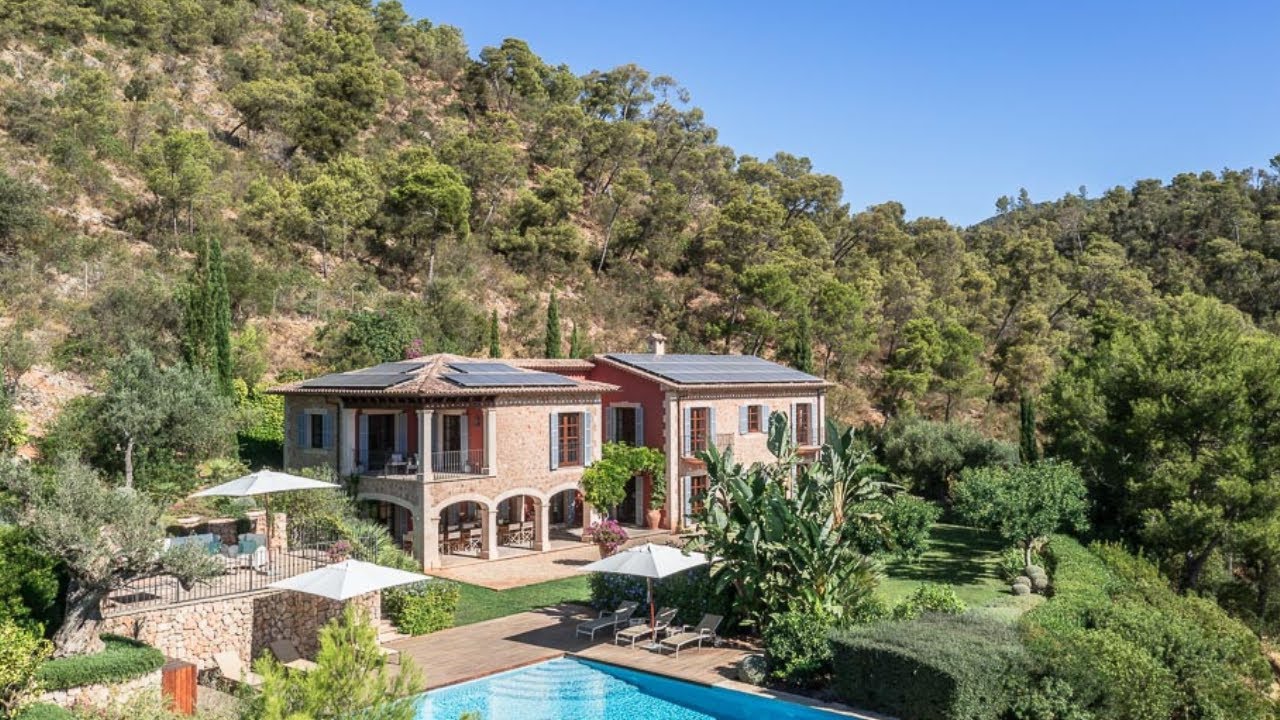 Self-sufficient Luxury Country House with its own forest in Santa Maria, Mallorca 🌲🌳