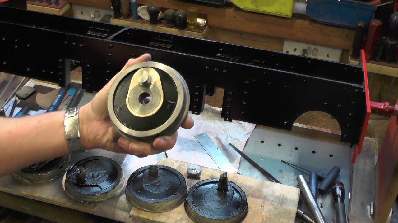 Making a Beginners Steam Loco Series  (Axle Pump Drive Part 1 Eccentric Strap 