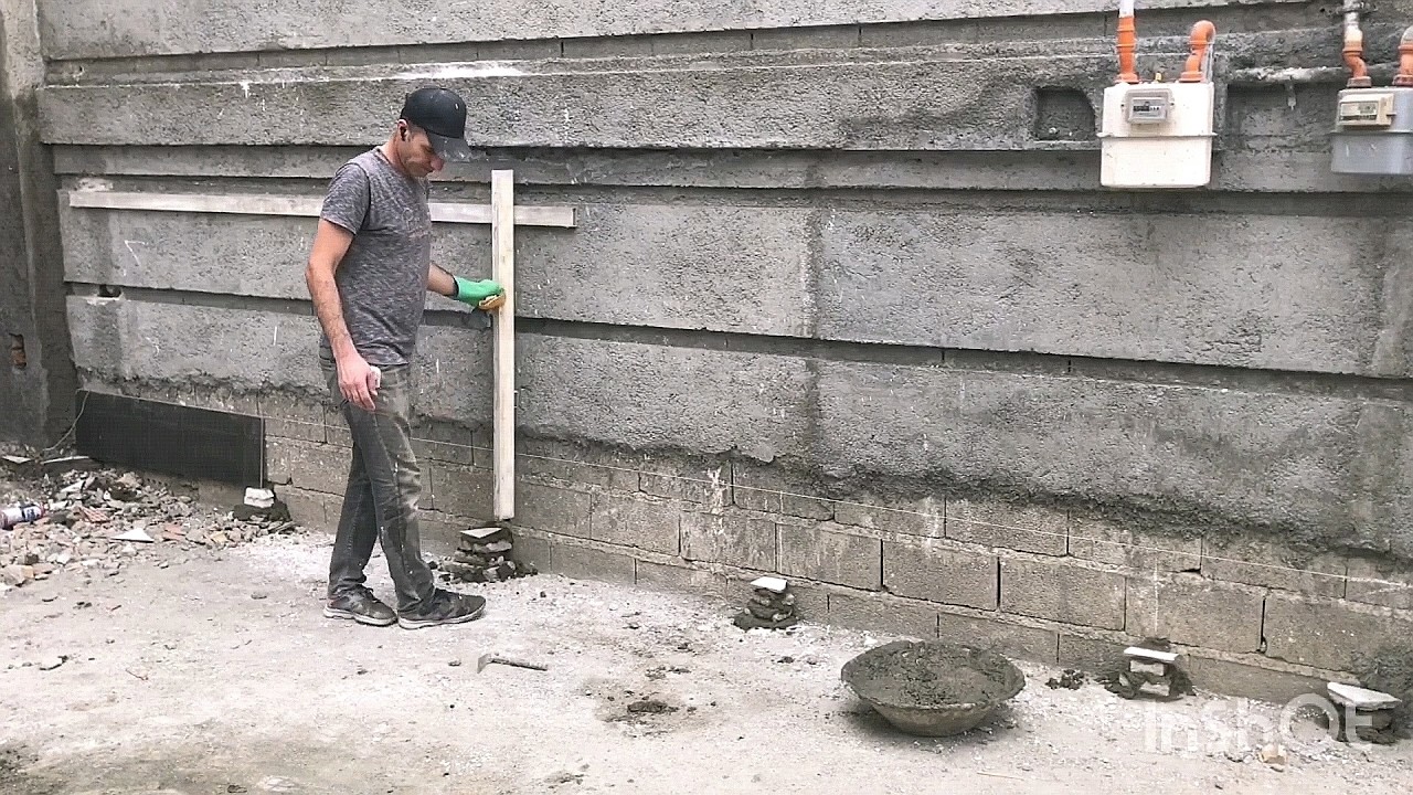 Isn't ceramic work better in this style? Cementing plastering