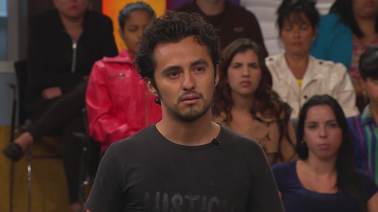 Trepadora usa a hermanos, Casos Completos| Caso Cerrado | Telemundo