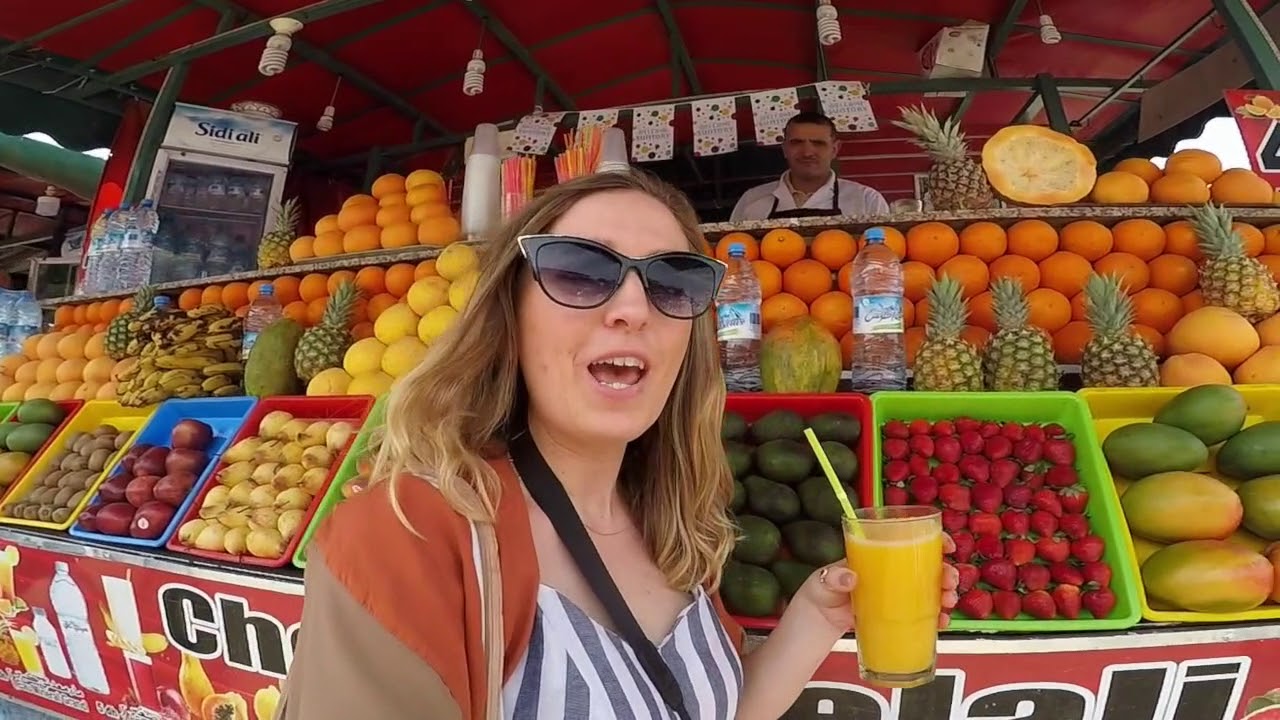 MARRAKECH SOLO FEMALE TRAVEL VLOG | While I'm Young