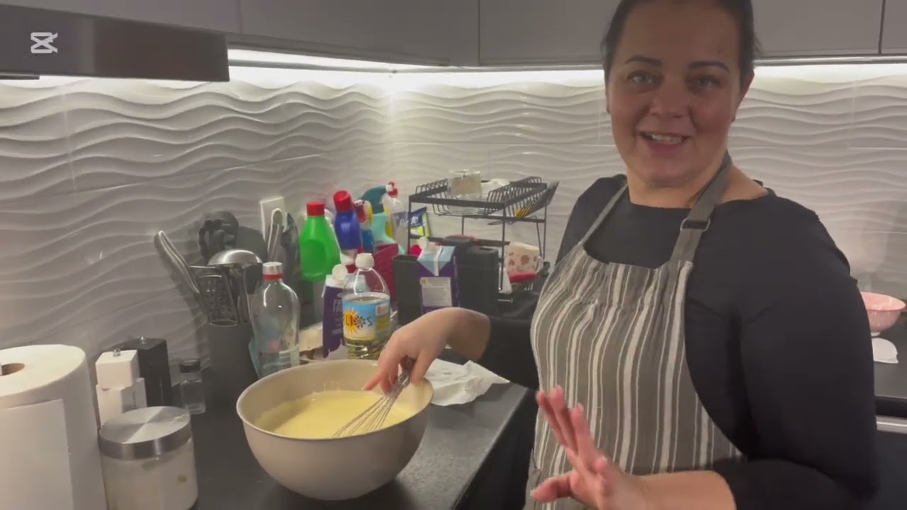 Krisztián palacsintát süt 🥞🤍😉