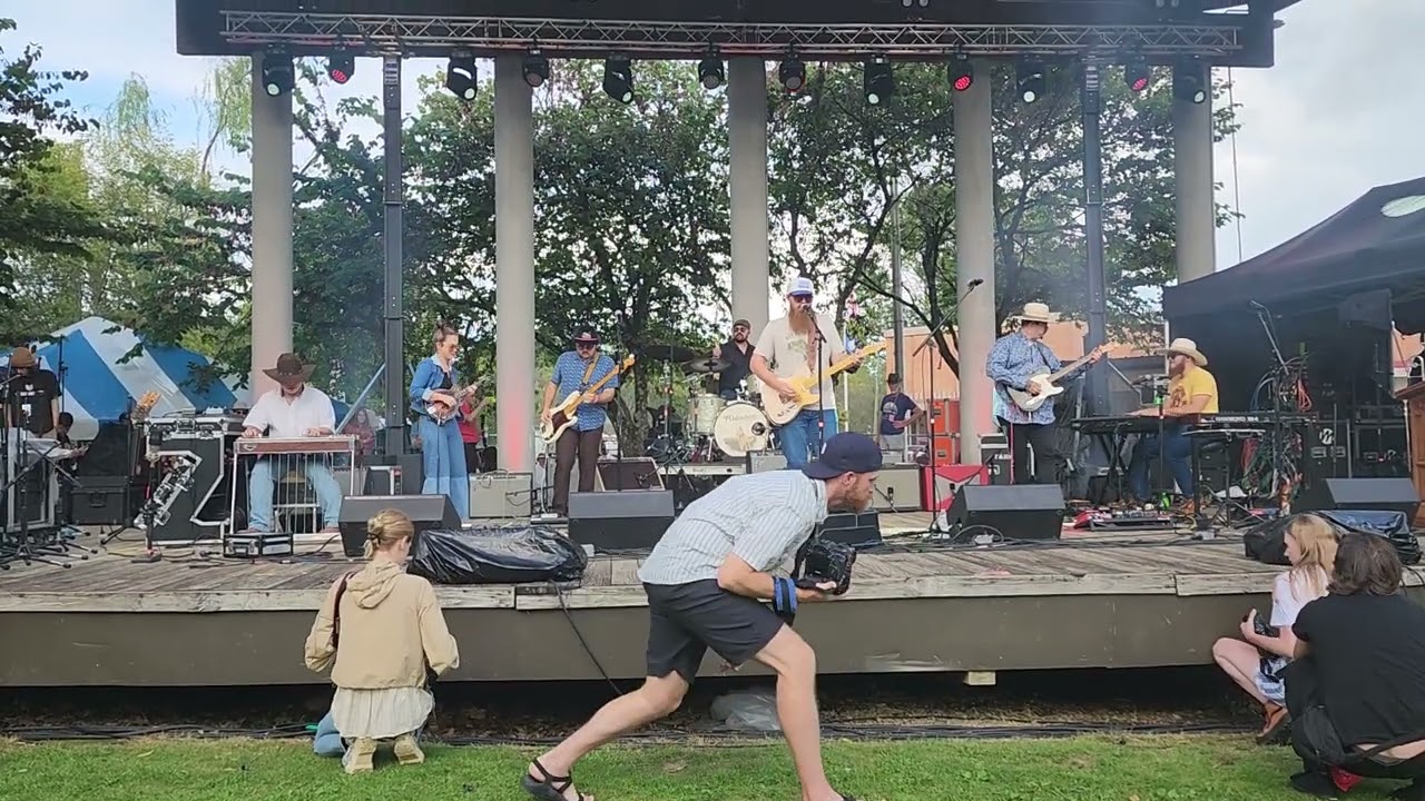 2023 Bristol Rhythm and Roots: 49 Winchester "Hillbilly Daydream"