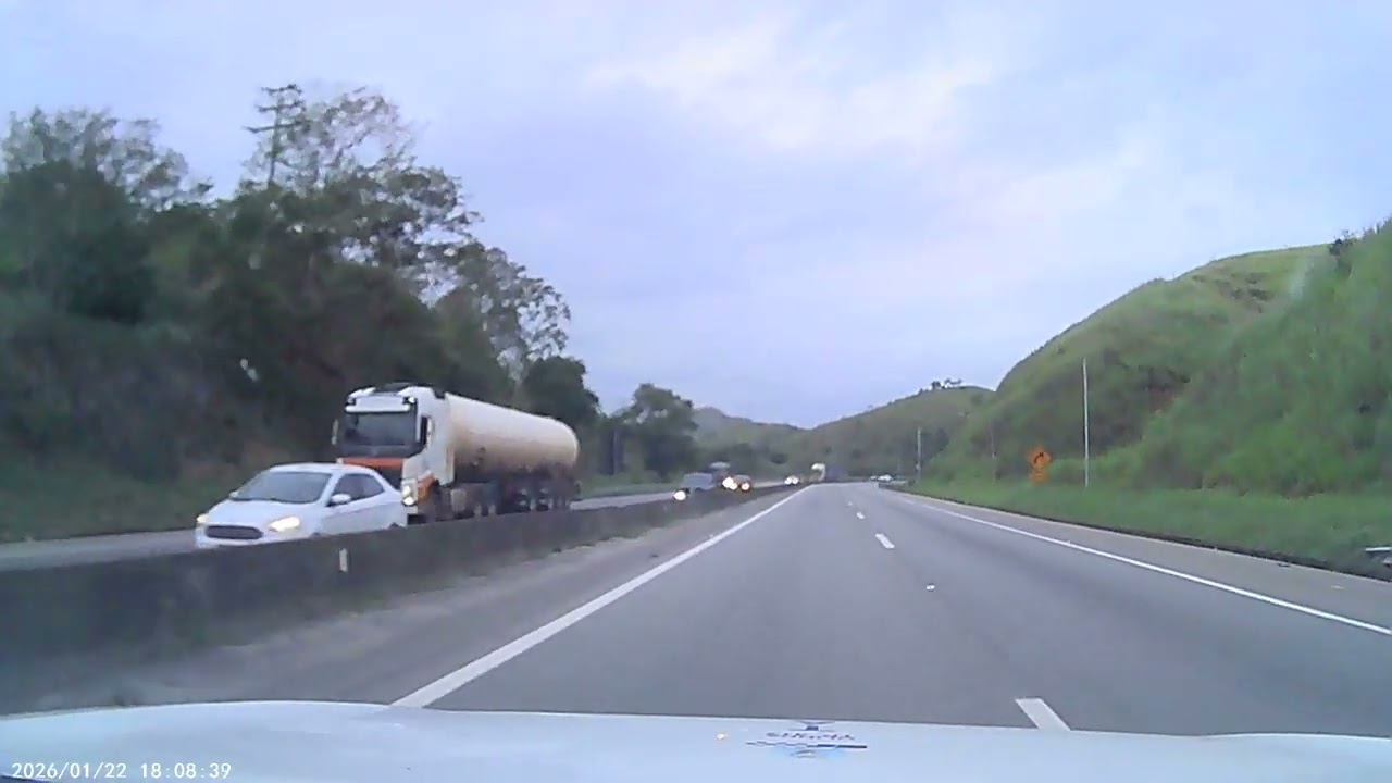 VIA DUTRA SAIANDO PARA PARACAMBI-RJ.JAN/26