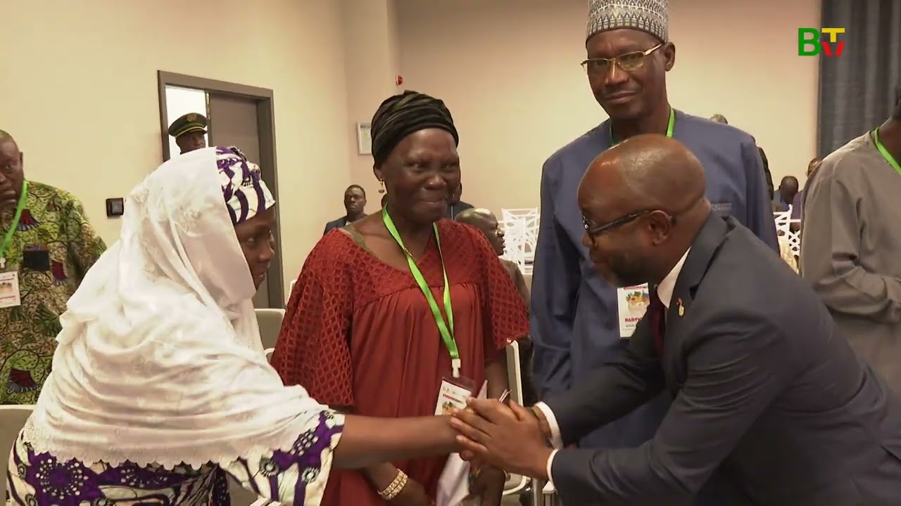 Bien &ecirc;tre en milieu professionnel au B&eacute;nin : l'option du panel 3 du FONACES