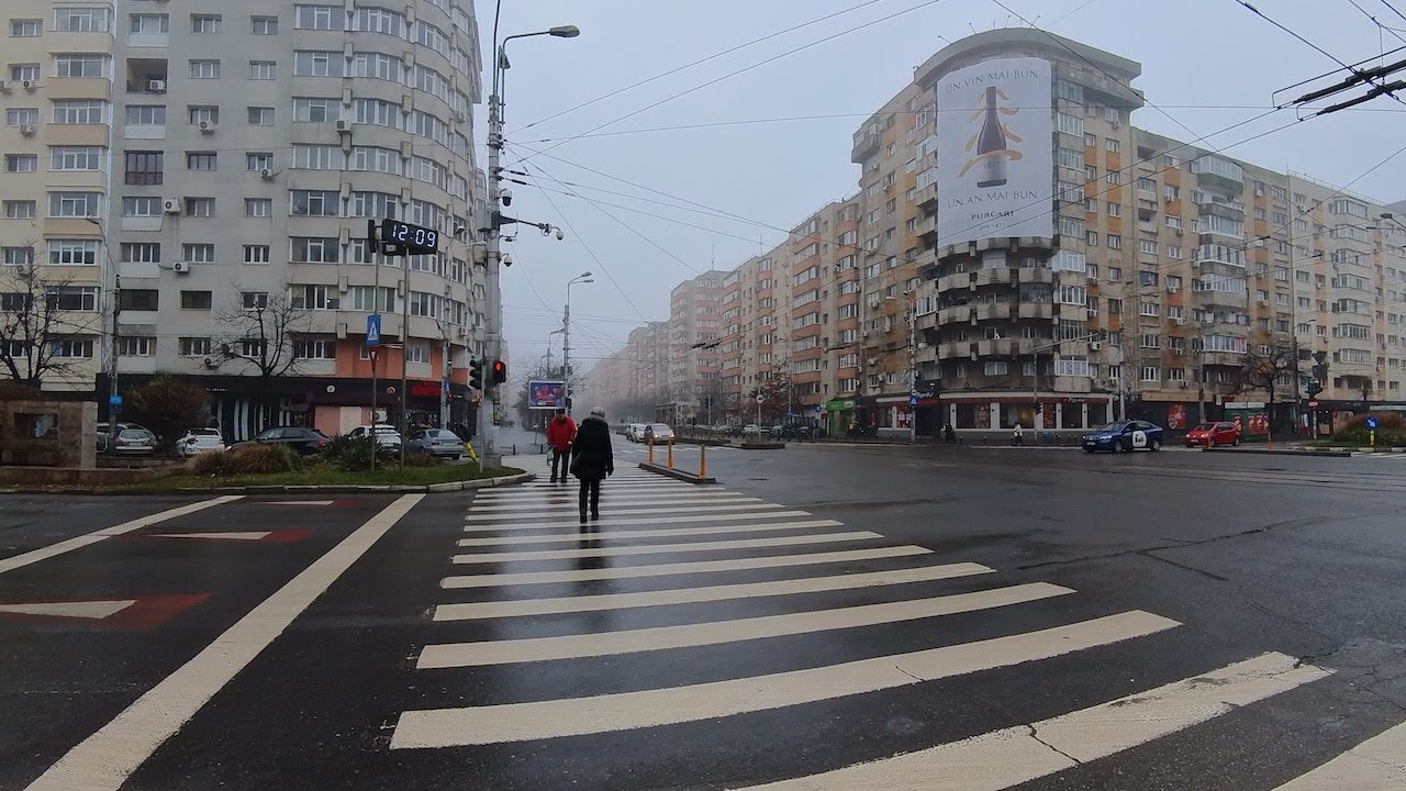 A Foggy Day Walk in Bucharest | POV City Atmosphere