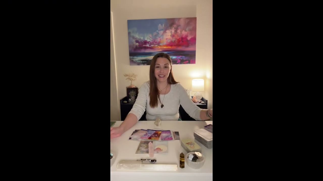PICK A PILE 🤍✨COLLECTIVE TAROT READING! Big changes coming....