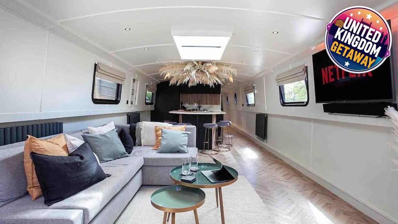 The Vatten Hus Luxury Boat | Manchester, United Kingdom | Hotel Review 🛏️