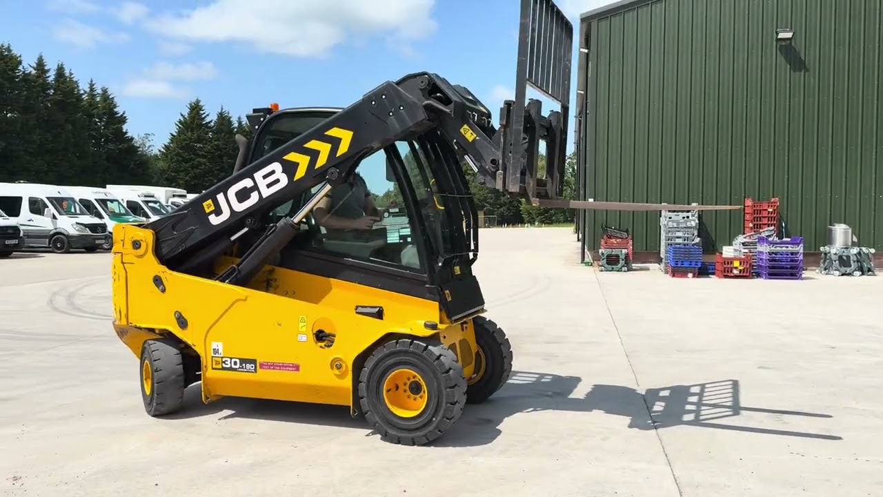 JCB Teletruk 30d new shape impressive reach
