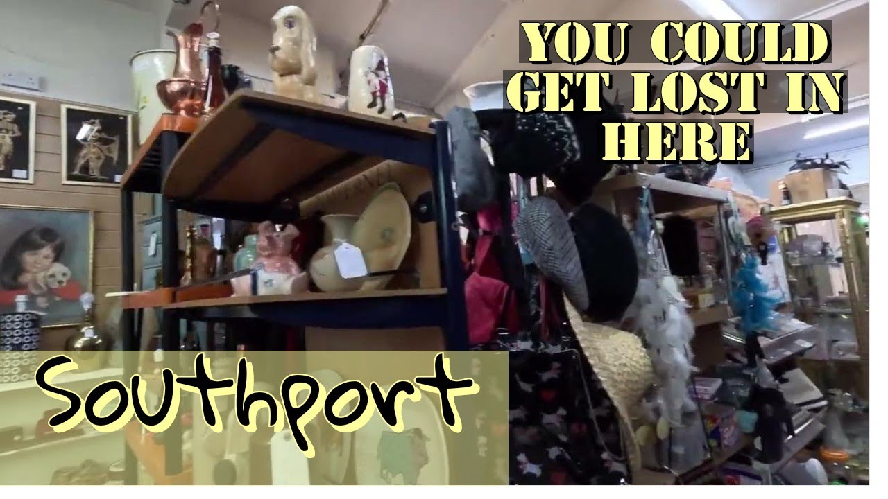 Huge antique and collectable- our favourite here in Southport 😍