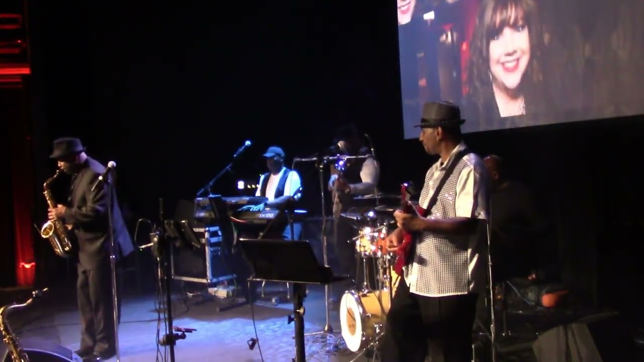 ETCETERA LIVE PARTY