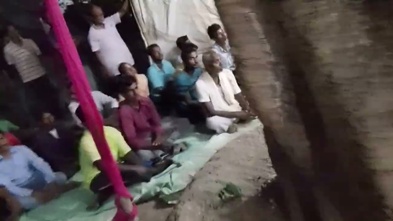 গ্রামের হরি কীর্তনের আসরে কিছুক্ষন 