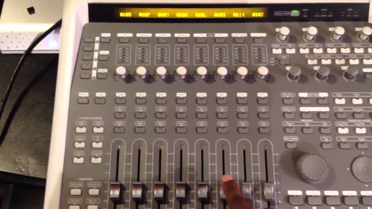 Digidesign 003 mixer