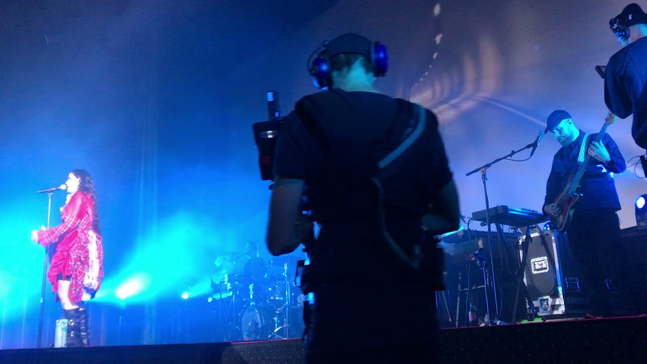 Miriam Bryant - Lonely in a crowd (live, Rigoletto, Stockholm - 18 november 2021)