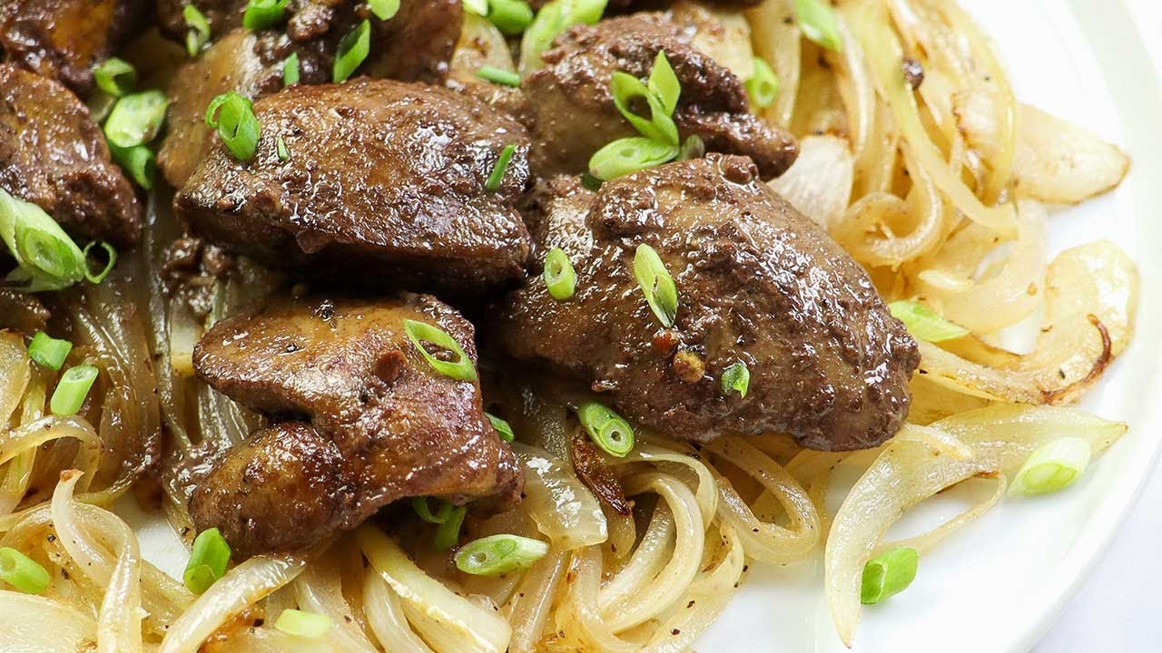 Delicious Chicken Livers & Onions - SO EASY!